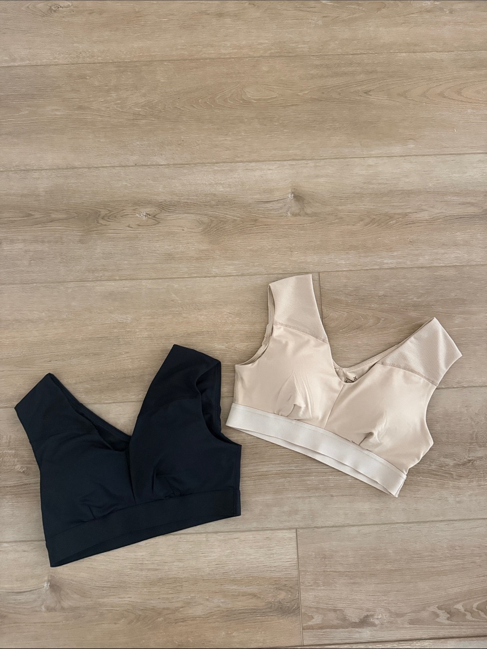 Women’s Tommy copper posture support bra’s shoulder support bra